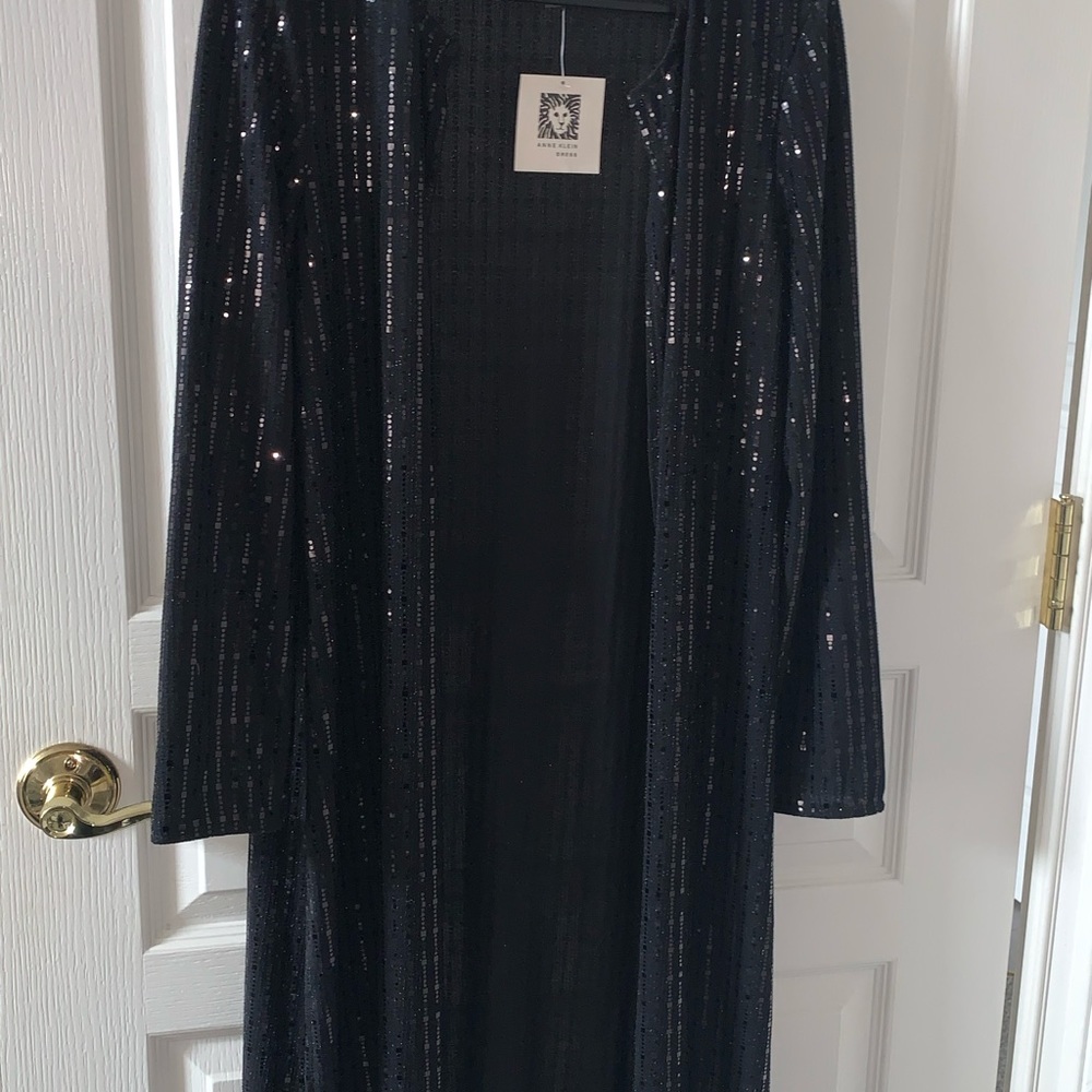 Elegant dressy cardigan - NWT